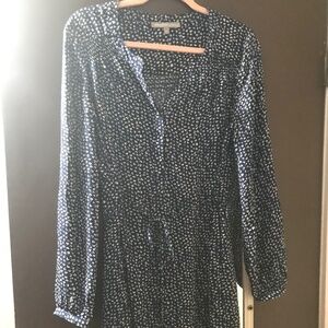 Perfect Spring dress. Professional or out on the town.